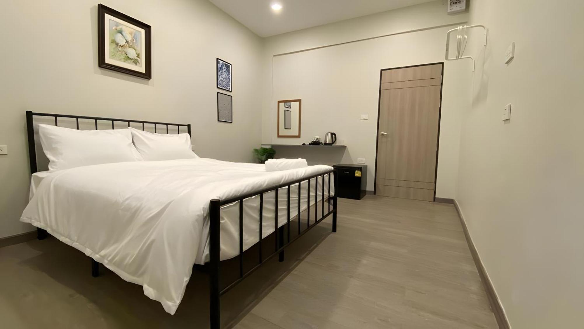 Hidden Dragon V Yaowarat Road Apartment Bangkok Exterior foto