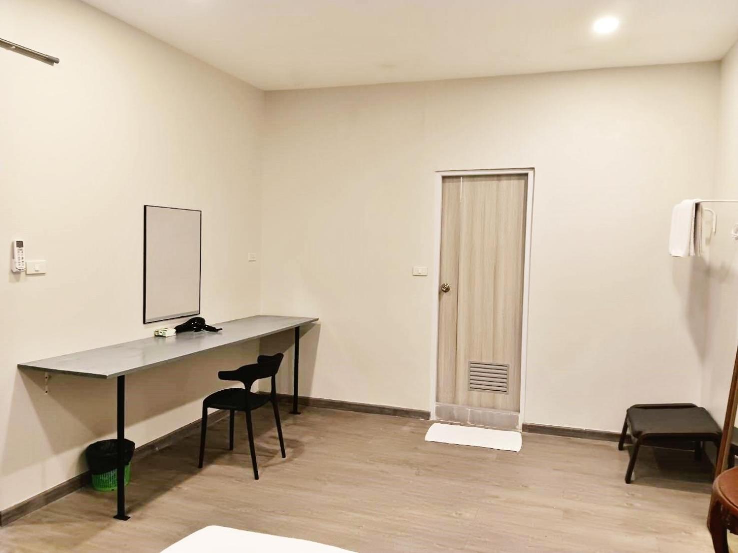 Hidden Dragon V Yaowarat Road Apartment Bangkok Exterior foto